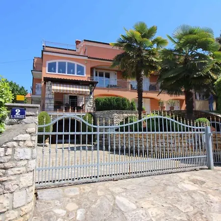 Apartment Porec 1 * Poreč